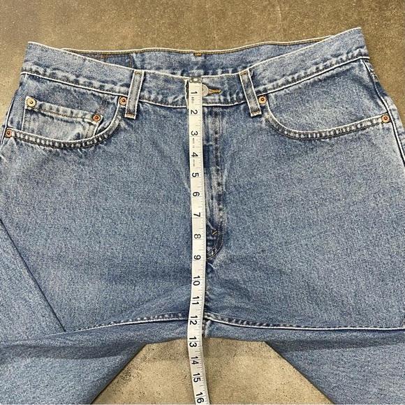 VTG Levis 550 Relaxed Fit Baggy Light Wash Denim Jeans 90s 00s - Picture 6 of 9